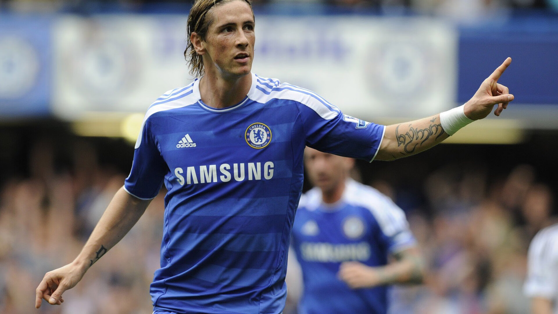 英超边缘球员角色转型与职业可持续发展研究,英超十大边锋